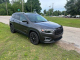 Used 2019 Jeep Cherokee Latitude Plus w/ Comfort/Convenience Group image 4