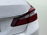 Used 2017 Honda Accord EX-L image 3