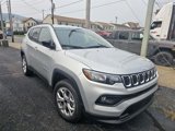 New 2025 Jeep Compass Latitude image 2