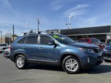 Used 2014 Kia Sorento LX image 2