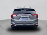 Used 2024 GMC Terrain SLT image 5