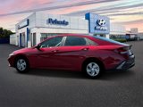 New 2025 Hyundai Elantra SE image 4