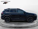 Used 2023 Jeep Cherokee Altitude Lux image 2