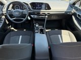 Used 2023 Hyundai Sonata SE w/ Winter Weather Package image 2