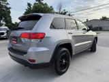 Used 2019 Jeep Grand Cherokee Laredo image 2