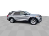 Used 2023 Ford Explorer XLT w/ Equipment Group 202A image 2