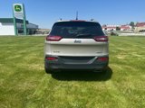 Used 2015 Jeep Cherokee Latitude image 3