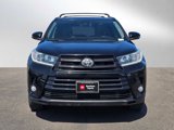 Used 2017 Toyota Highlander SE image 2