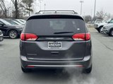 Used 2017 Chrysler Pacifica Touring-L image 5