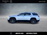 Used 2018 GMC Acadia SLT image 2