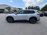 Used 2024 Nissan Rogue SV image 6
