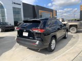 Used 2019 Toyota RAV4 LE image 3