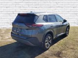 Used 2022 Nissan Rogue SV image 2