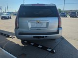 Used 2018 Chevrolet Suburban LT image 4