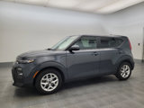 Used 2022 Kia Soul LX w/ Technology Package image 2
