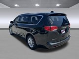 Used 2023 Chrysler Voyager LX image 5