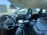 Used 2017 Jeep Cherokee Limited image 4