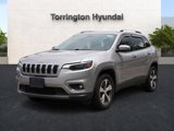 Used 2019 Jeep Cherokee Limited image 3