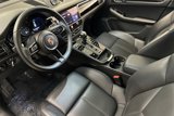 Used 2024 Porsche Macan image 4