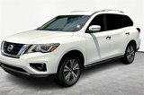 Used 2017 Nissan Pathfinder SV image 3