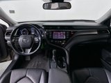 Used 2019 Toyota Camry SE image 3