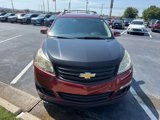 Used 2017 Chevrolet Traverse LT image 2