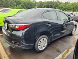 Used 2019 Toyota Yaris L image 4