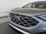 Used 2022 Ford Edge SEL image 2