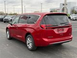 New 2025 Chrysler Pacifica Select image 5
