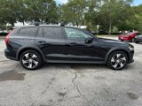 Used 2021 Volvo V60 T5 Cross Country w/ Climate Package image 2
