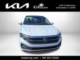 Used 2023 Volkswagen Jetta SE image 4
