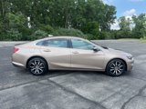 Used 2018 Chevrolet Malibu LT image 3