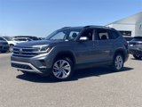 Used 2023 Volkswagen Atlas SE image 2