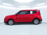 Used 2022 Kia Soul LX image 2