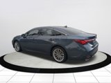 Used 2019 Toyota Avalon Limited image 5