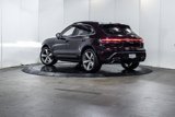 Used 2025 Porsche Macan image 3
