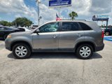 Used 2011 Kia Sorento LX w/ Convenience Pkg image 4
