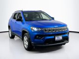 Used 2022 Jeep Compass Latitude image 3
