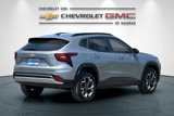 Used 2024 Chevrolet Trax LT w/ LT Convenience Package image 2