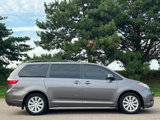 Used 2015 Toyota Sienna XLE Premium image 2
