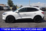 Used 2020 Ford Escape SE image 2