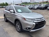 Used 2018 Mitsubishi Outlander SE image 3