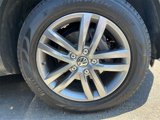 Used 2016 Volkswagen Touareg VR6 image 5