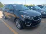 Used 2017 Kia Sorento LX image 2