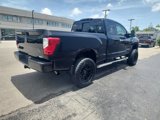 Used 2017 Nissan Titan SV image 4