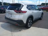 Used 2022 Nissan Rogue SV image 5