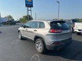 Used 2014 Jeep Cherokee Sport image 3