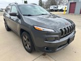 Used 2017 Jeep Cherokee Latitude w/ Comfort/Convenience Group image 5