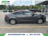 Used 2016 Ford Fusion SE image 3