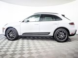 Used 2025 Porsche Macan image 2